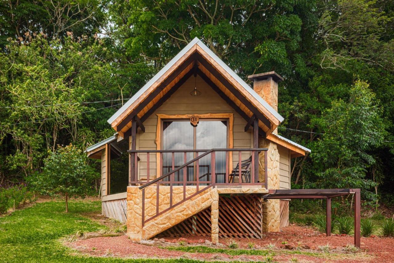 Chalet & Escondite De La Montana