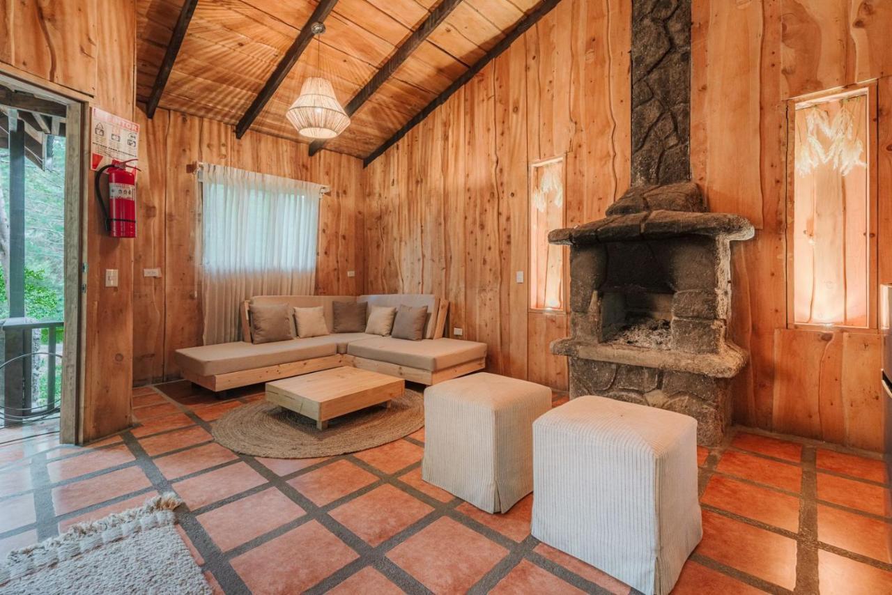 Chalet & Escondite De La Montana *