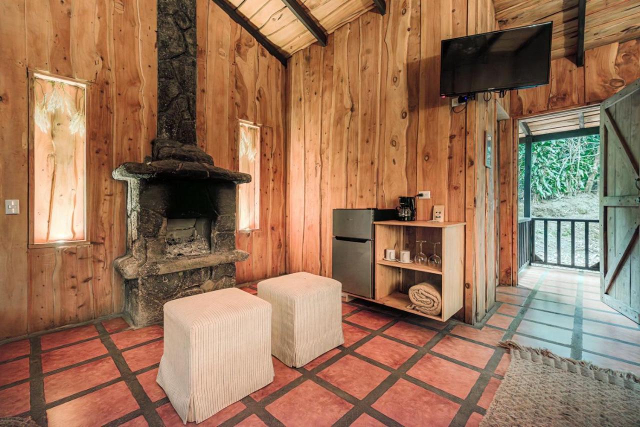 & Escondite De La Montana Chalet Sabana Redonda
