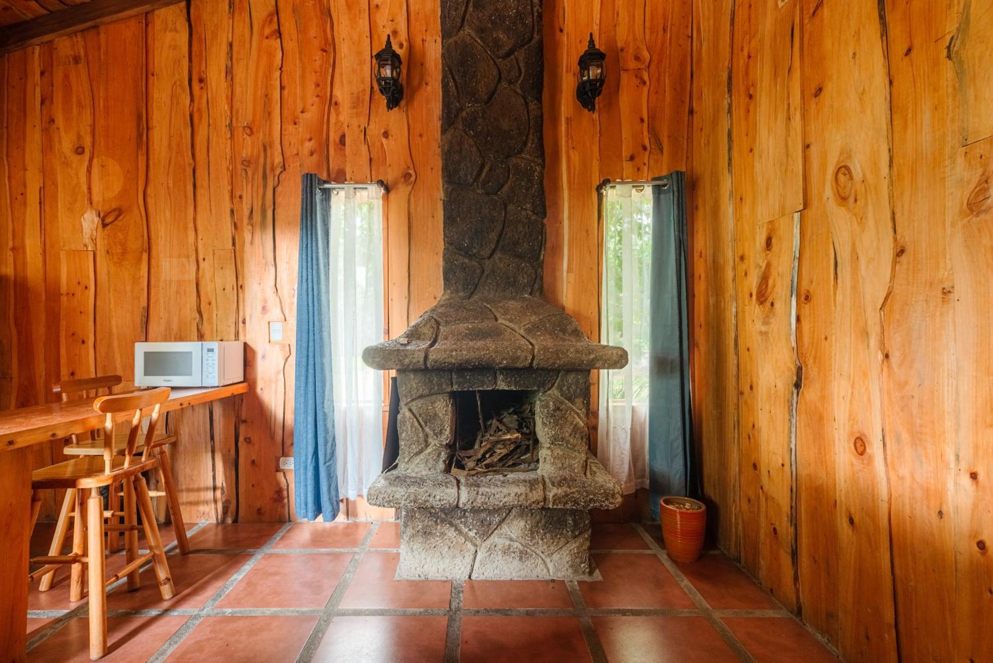 & Escondite De La Montana Chalet Sabana Redonda